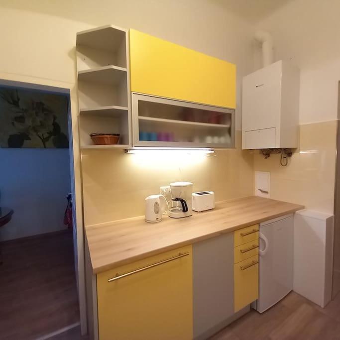 Altbauwohnung Neu Saniert - Fuer Familien Geeignet Wien Exteriör bild